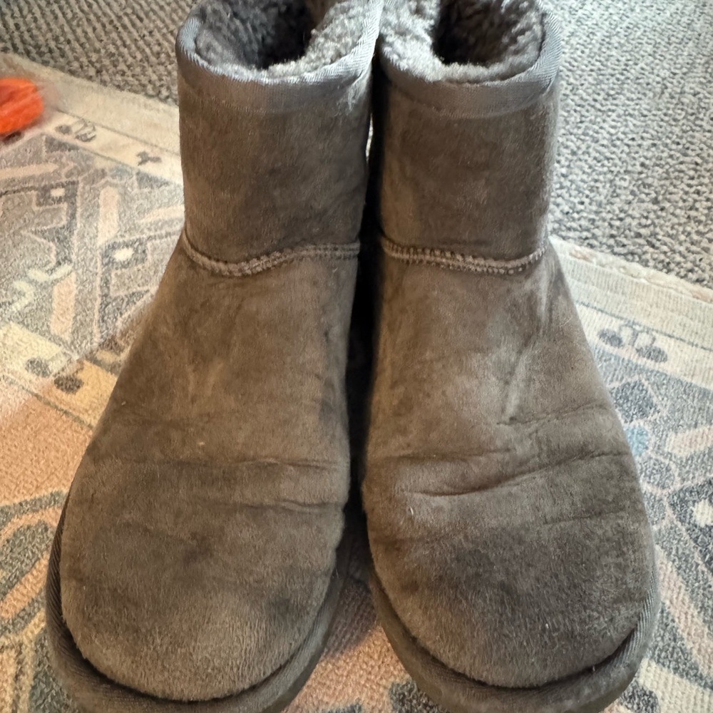 Ugg Mini Ii - image 2